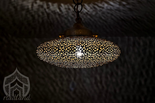 Exclusive-small-ceiling-lamp-creating beautiful-patterns-on-the-wall-ideal-for-illuminating-the-hallway-or-toilet