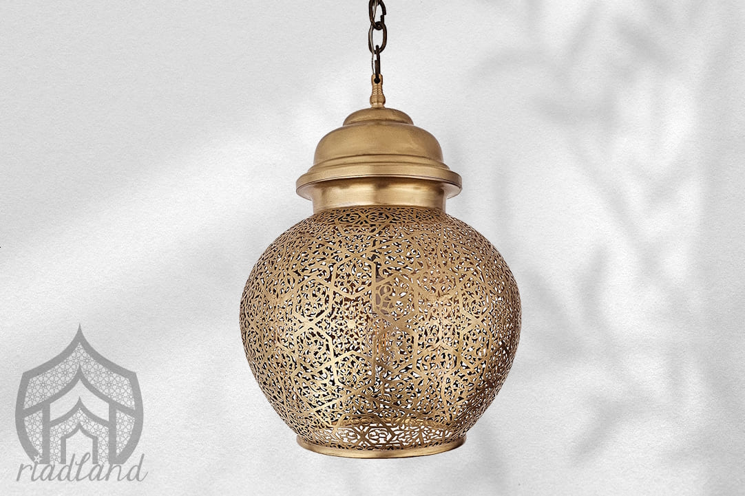 Luxurious-large-ceiling-lamp-ideal-for-providing-elegant-illumination-in-the-living-room-or-kitchen